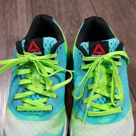 Women's Reebok One Guide Sneakers Size 7 - Picture 4 of 9